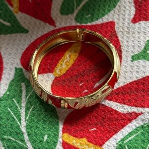 Hawaiian Vintage Barrel Monstera Enamel Bracelet